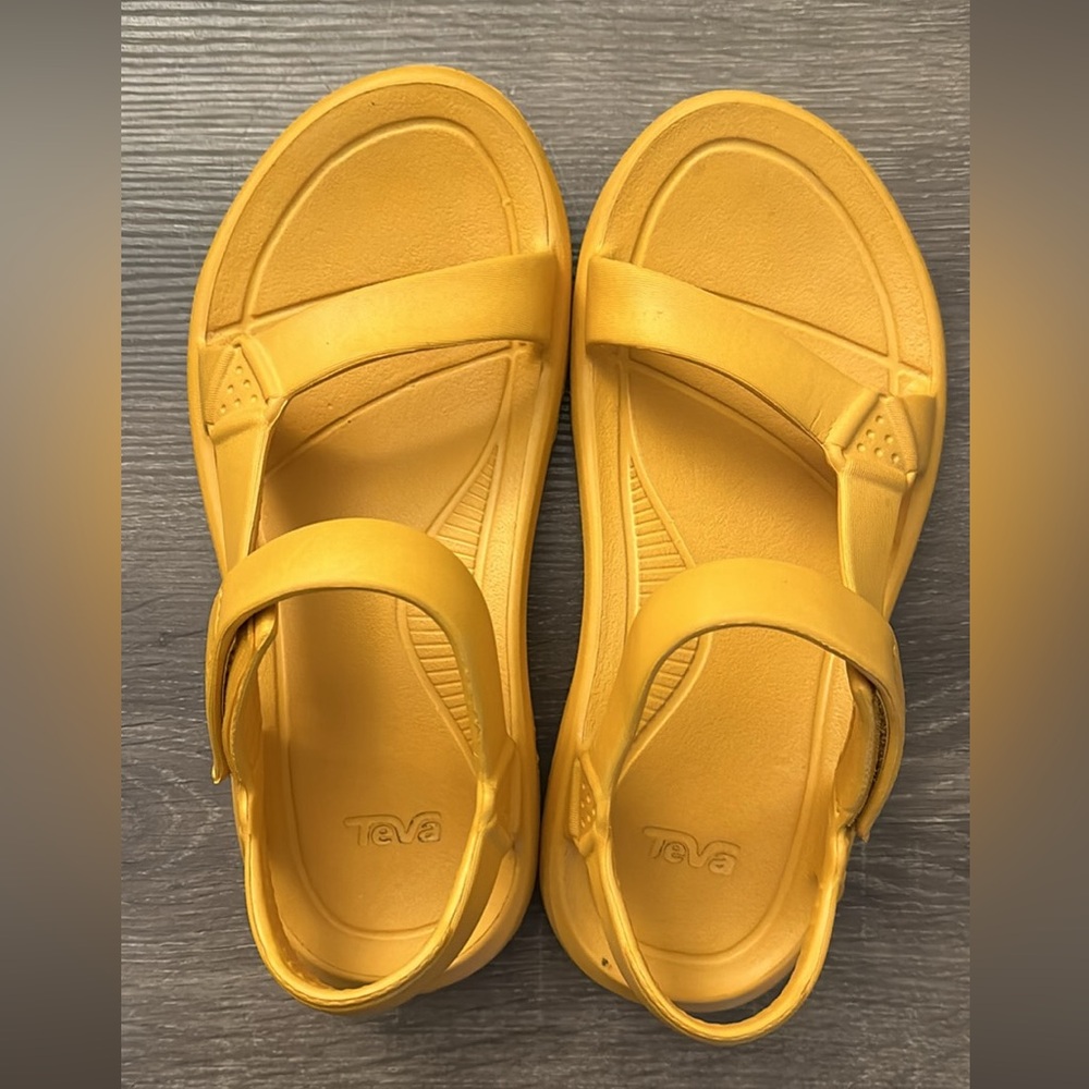 Teva Hurricane Sandal- W8 - Golden Yellow